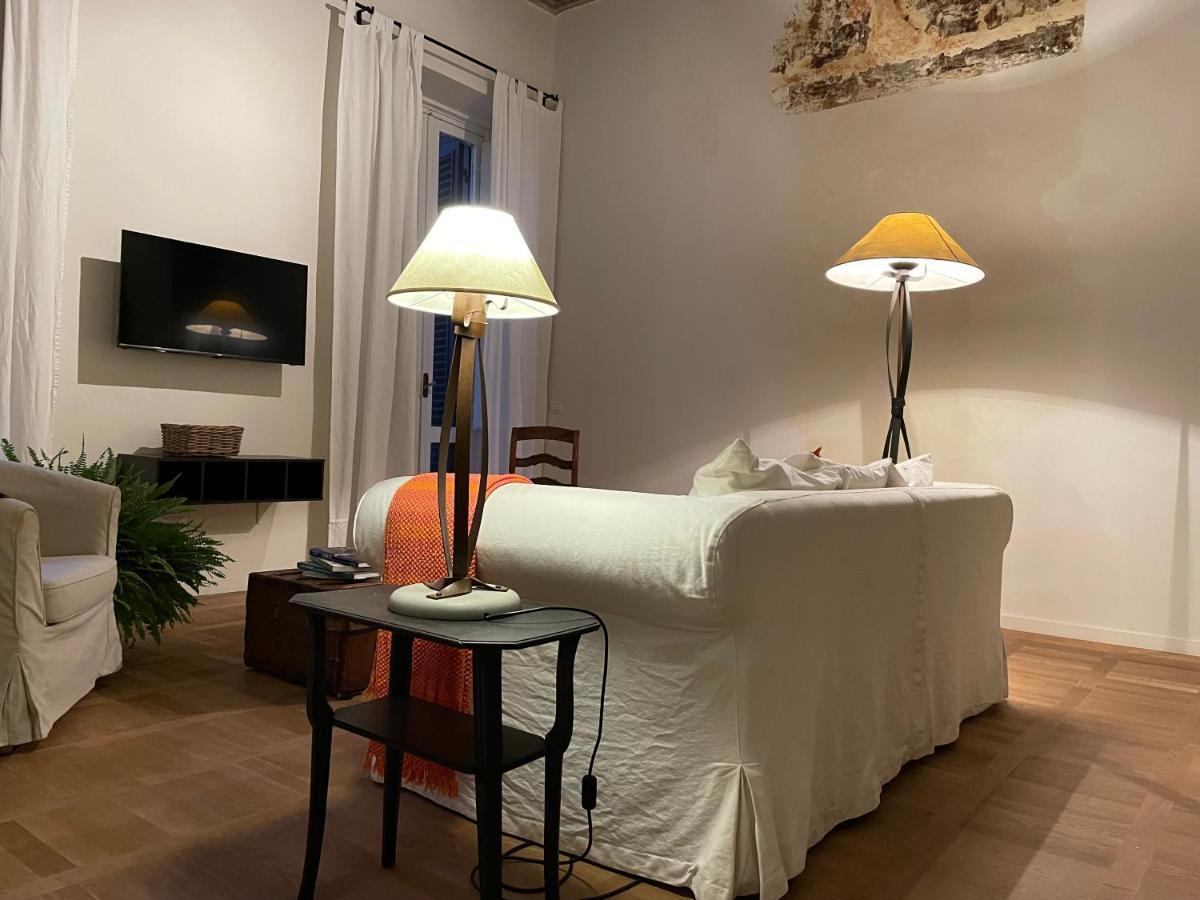 Rome Center, Luxury & History In Via Monserrato מראה חיצוני תמונה