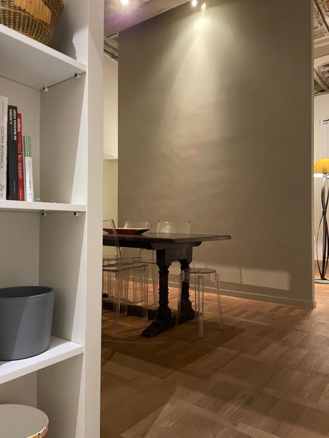 Rome Center, Luxury & History In Via Monserrato מראה חיצוני תמונה